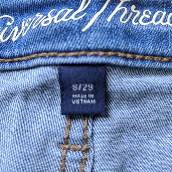 Universal Thread jean shorts - Picture 3 of 4